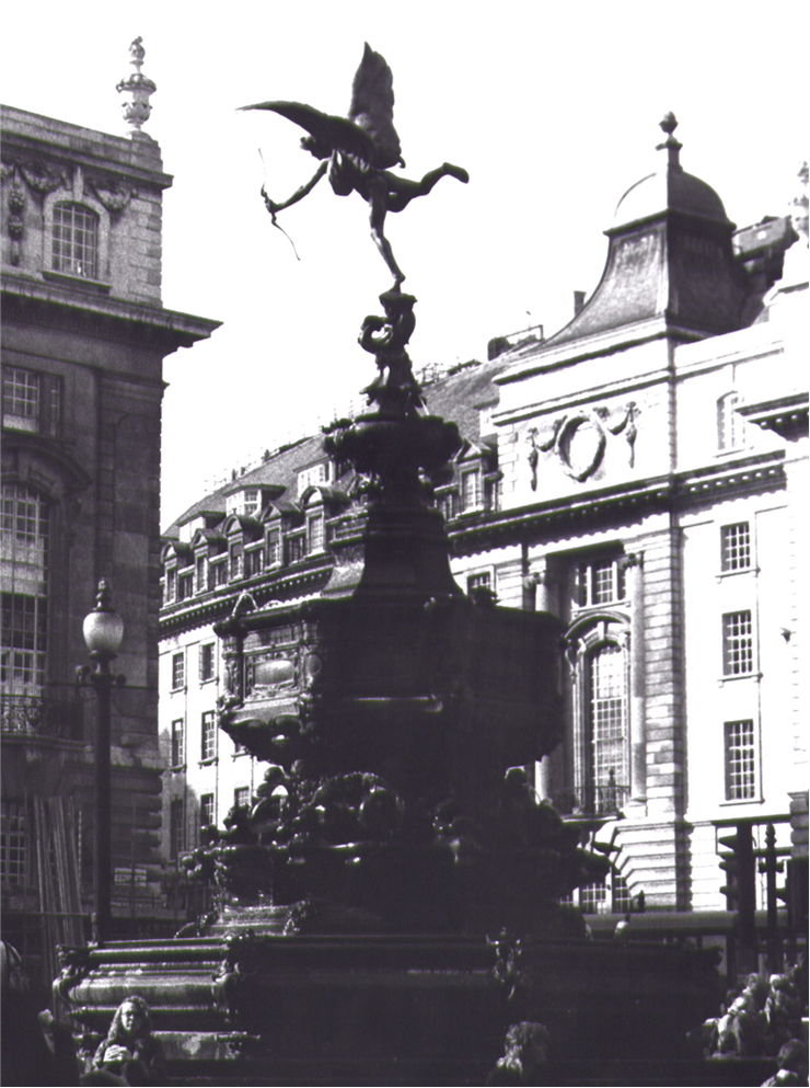 Picture Of London Picadilly Circus